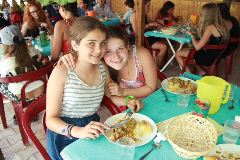 Village Camps International Summer Camp Ard&egrave;che, France 2019-07-26 https://www.villagecamps.com/journals_admin/images/655-22-26-07-2013.jpg lossless (96).jpg